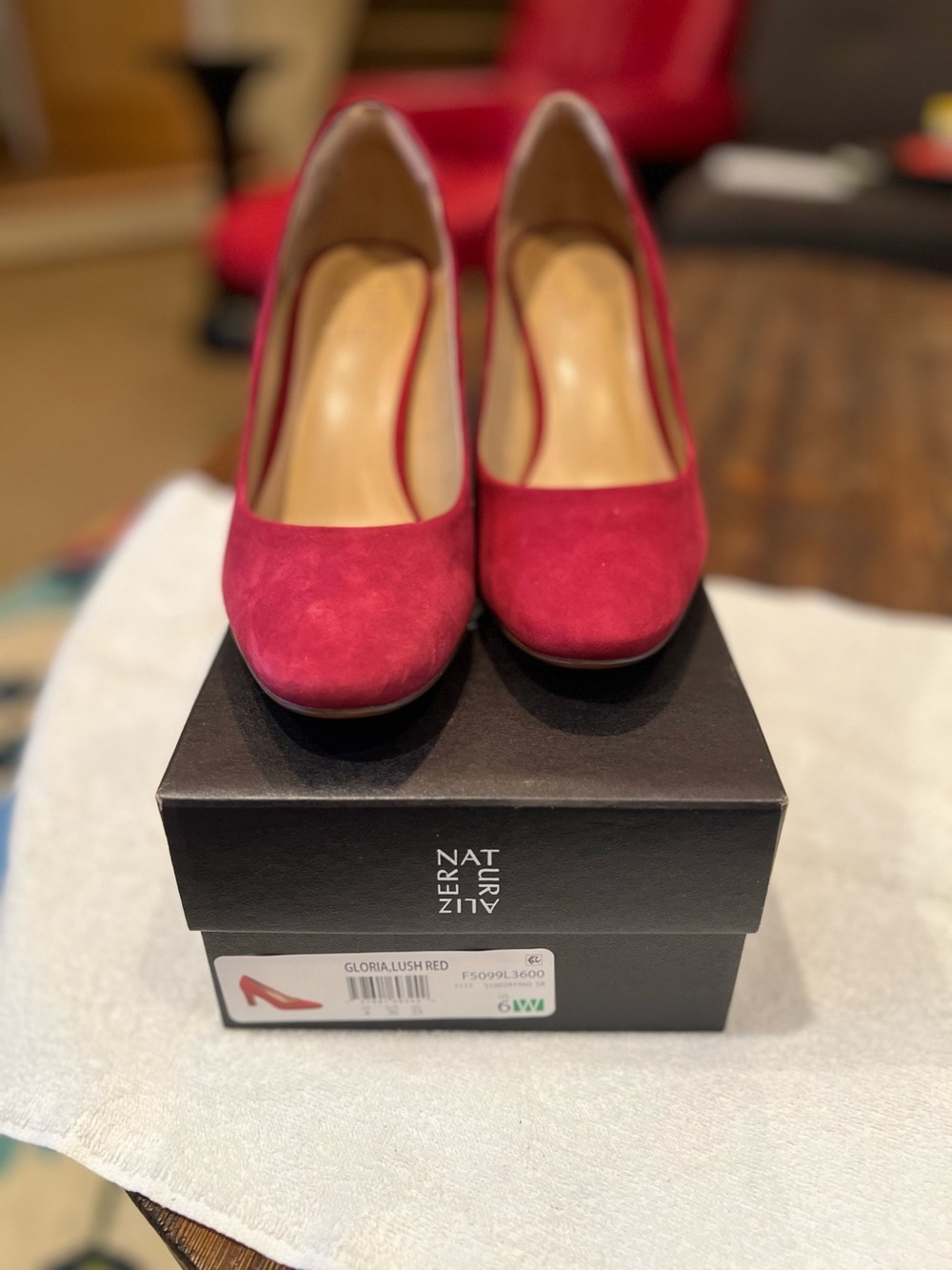 Naturalizer Women’s Gloria Suede Pumps in Red